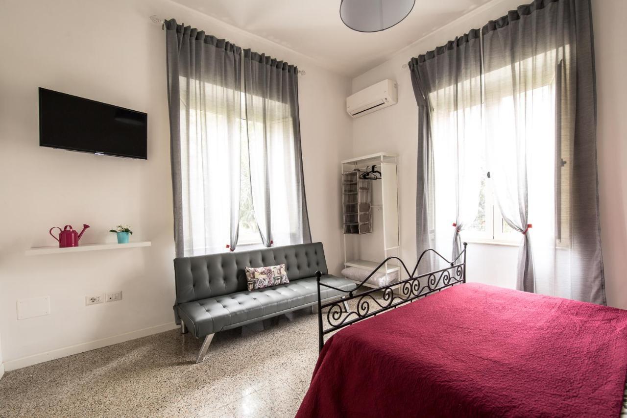 Bed and Breakfast Il Giardino Di Vico Neve à Naples Extérieur photo