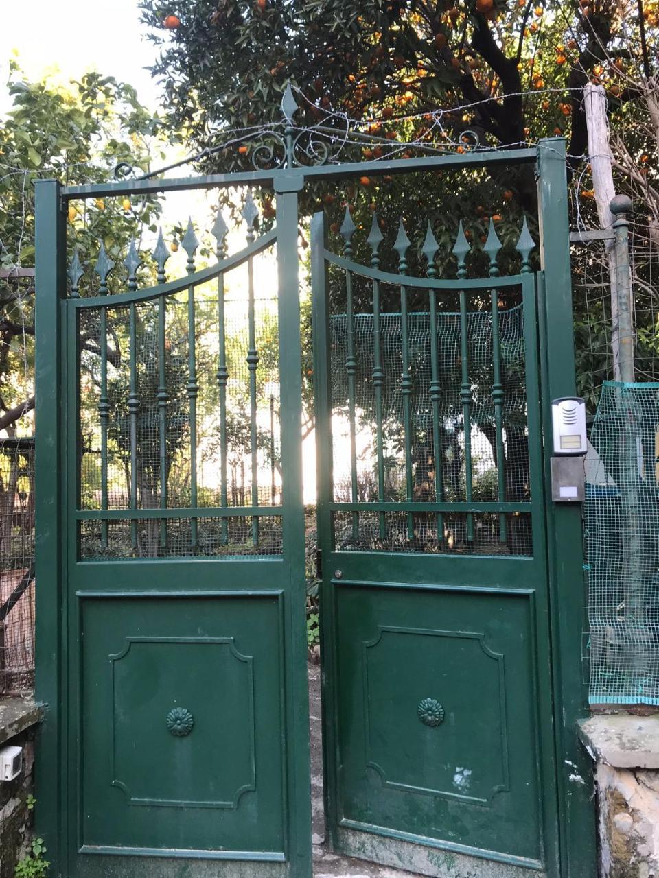 Bed and Breakfast Il Giardino Di Vico Neve à Naples Extérieur photo